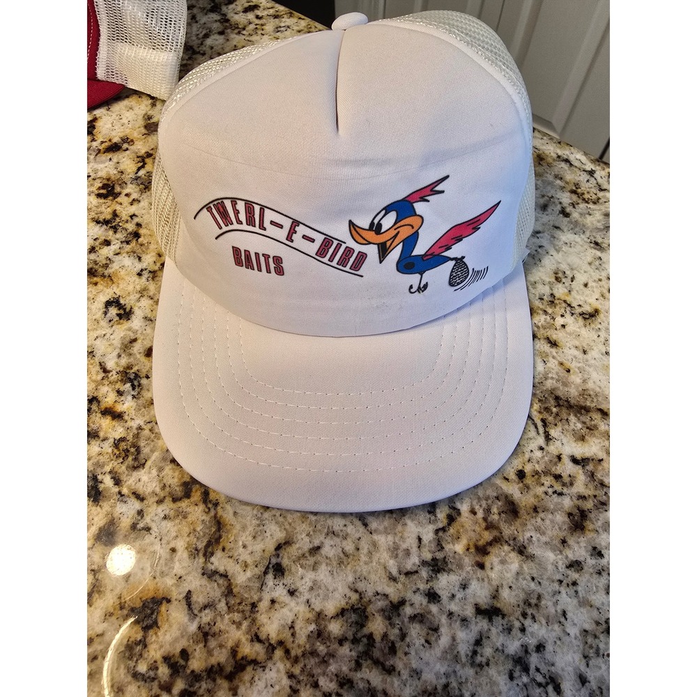 Vintage White Trucker Hat TWERL E BIRD BAITS Fishing Cartoon Bird Mesh Snapback
